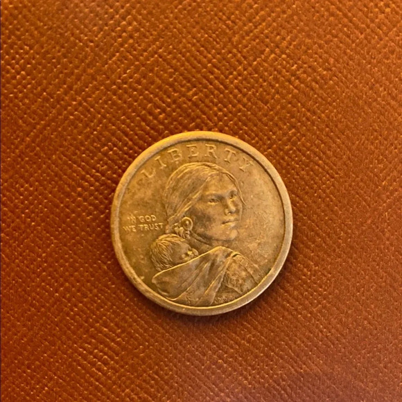 Sacagawea USA Dollar Coin Gold Color RARE No Date Wampanoag Treaty 1621 - Picture 3 of 6